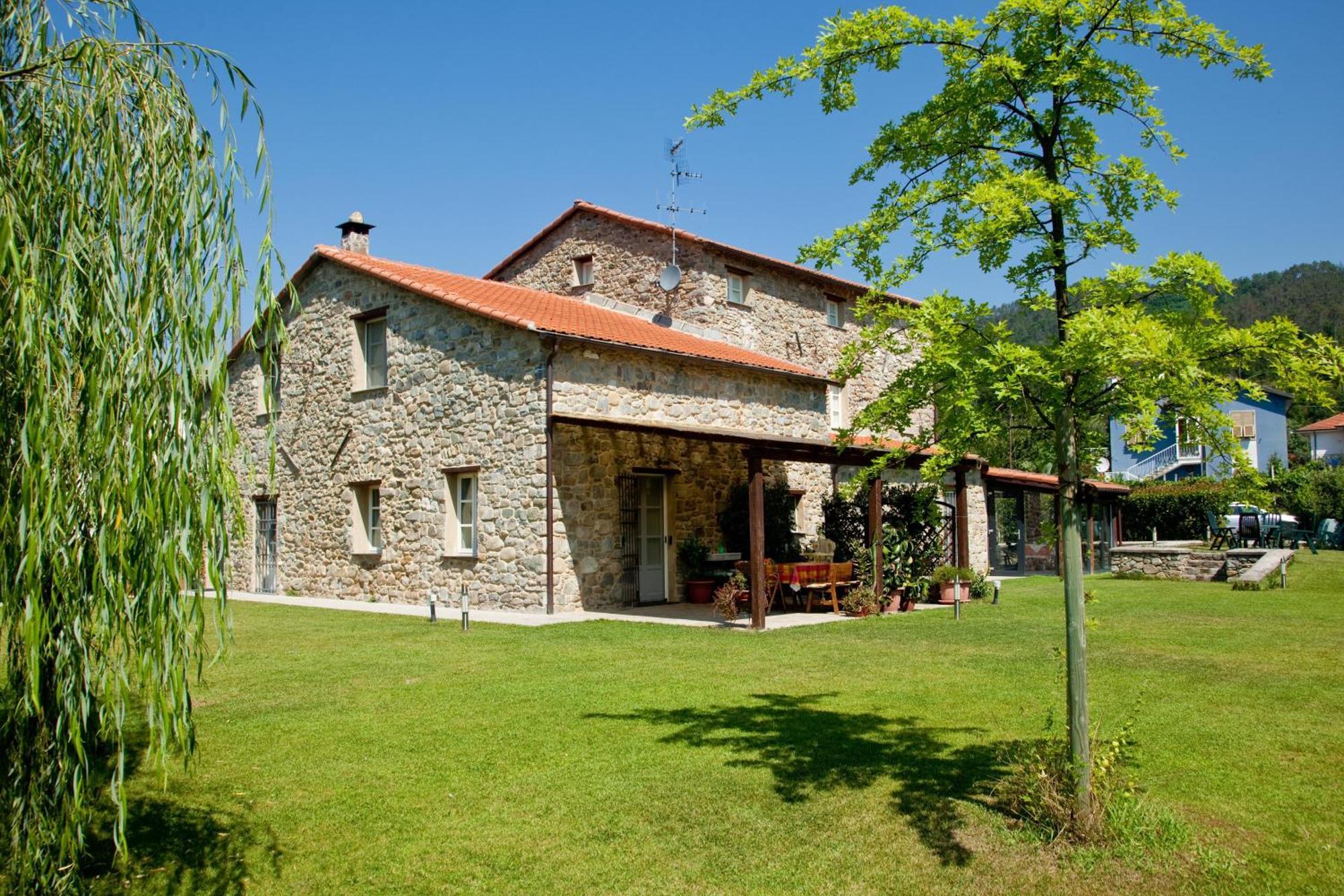 Il Nido Nella Bionda Guest House Brugnato Exterior foto